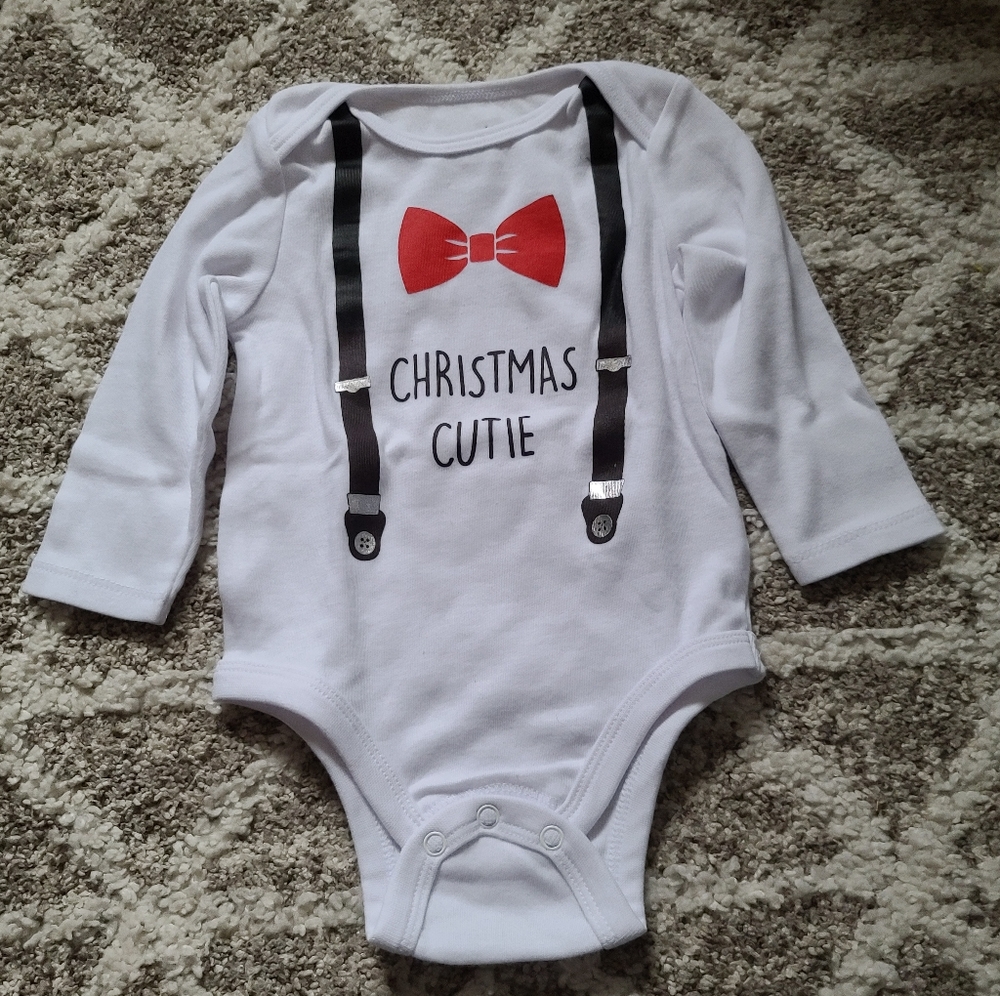 10 for $16 - Mini Heroes Boys 12m White "Christmas Cutie" Long Sleeve Onesie
